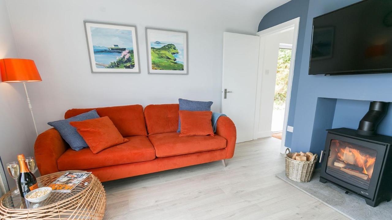 Tan Yr Allt Llangadwaladr  エクステリア 写真