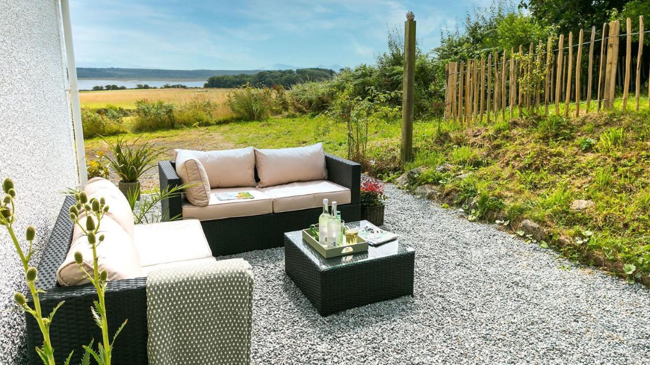 Tan Yr Allt Llangadwaladr  エクステリア 写真